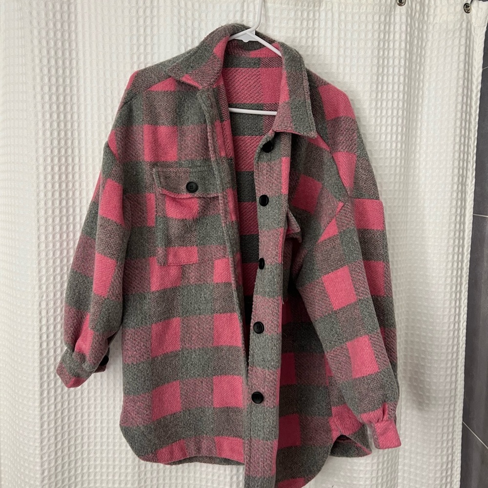 Size Large Thick Fall Flannel. Pink, White, Gray and Black. Like NEW! Oversized.